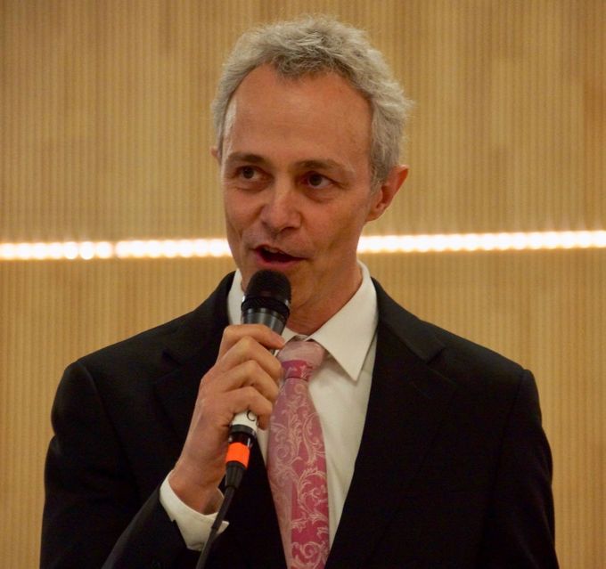 Tribute to Frank Sinatra with Serge Schonckert